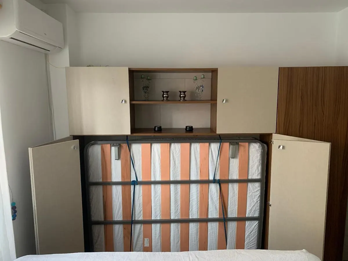 Loft Funcional Cerca Del Centro Apartamento Sevilha