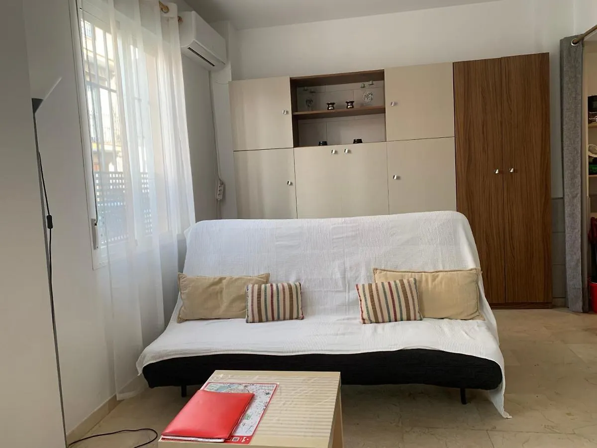 Loft Funcional Cerca Del Centro Apartamento Sevilha 0*,