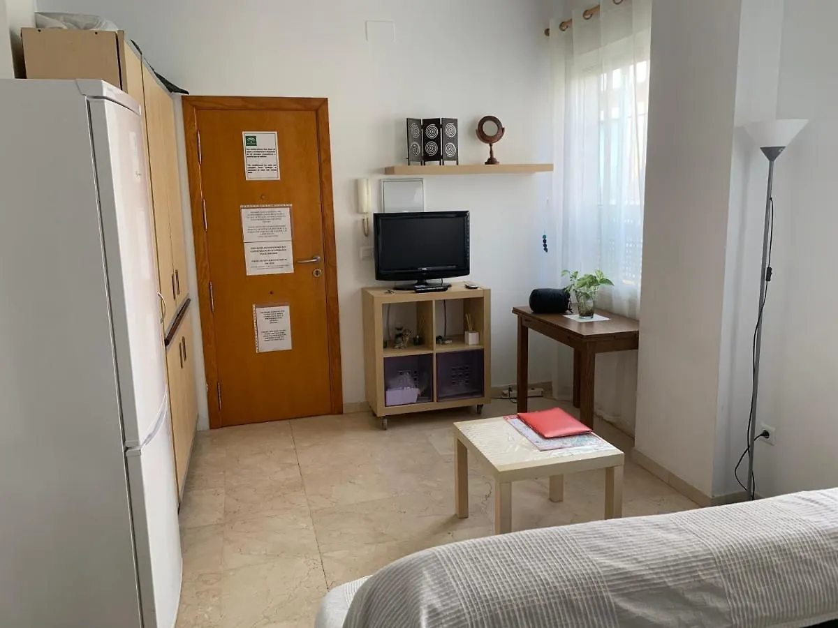 Loft Funcional Cerca Del Centro Apartamento Sevilha